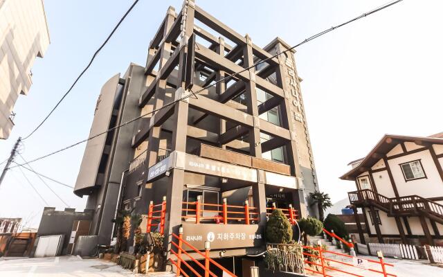 Geojedo Hakdong View Hotel