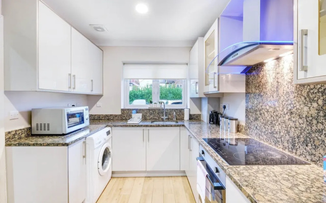 Town Center 4 Bedroom 4 bathroom House