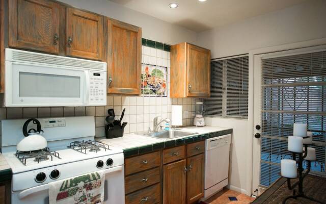 Desert Retreat Casita 2 BR by Casago