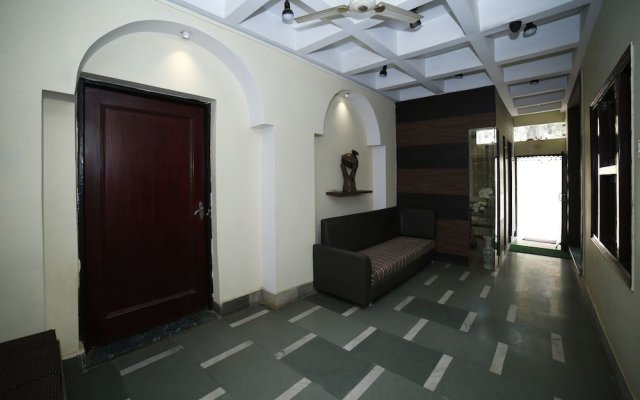 Aashirwad Guest House by OYO Rooms