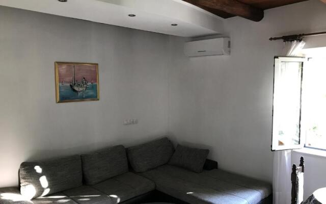 Apartment Mornar