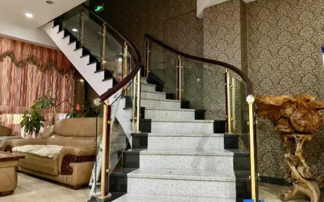 Hongdu Business Hotel