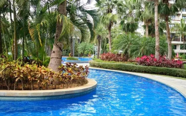 Sanya Bay Yingyuan Linhai Theme Hotel