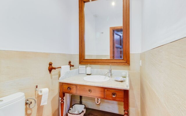 Expansive Mansion in Consell Balearic Islands With Terrace