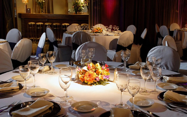 Lafayette Hotel