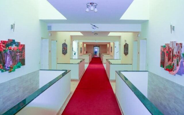 Hospitality Inn