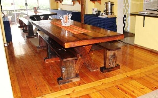 Flintstones Guest House Durban