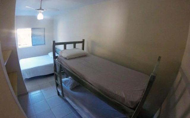 Casa aconchegante pé na areia c/ 5 quartos.