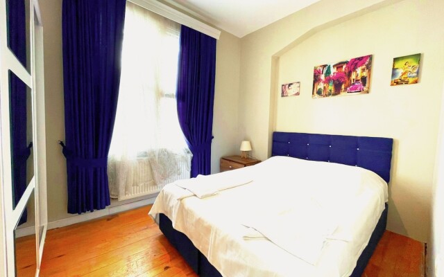 Big Clean House on Taksim Center