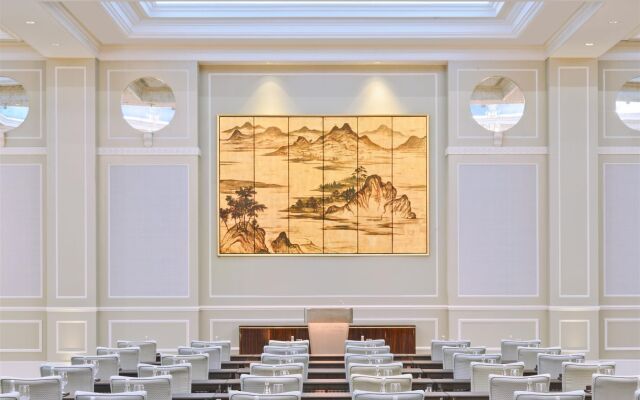 The Azure Qiantang, a Luxury Collection Hotel, Hangzhou