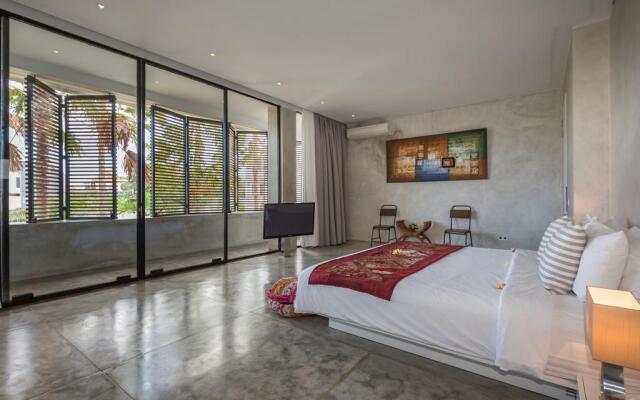 Villa Mikayla