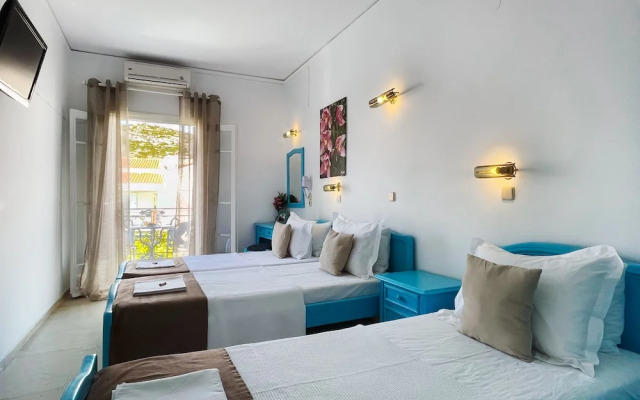 Stratos Hotel