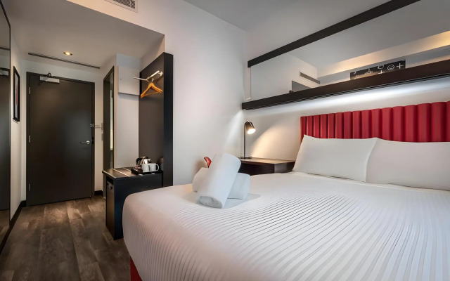 Essence Hotel Carlton