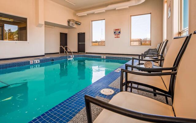 Best Western Plus Estevan Inn & Suites