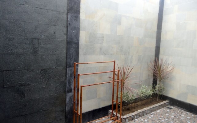 Mushroom Bay Villas Hut