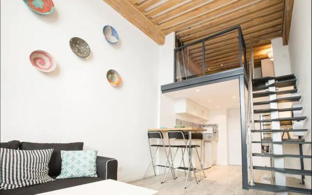 GuestReady - Modern Duplex for 3 people in the Heart of Lyon!