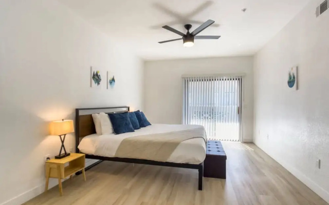 CozySuites at Kierland Commons
