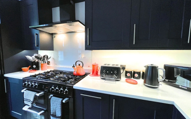 Lovely Comfortable 3BR Property