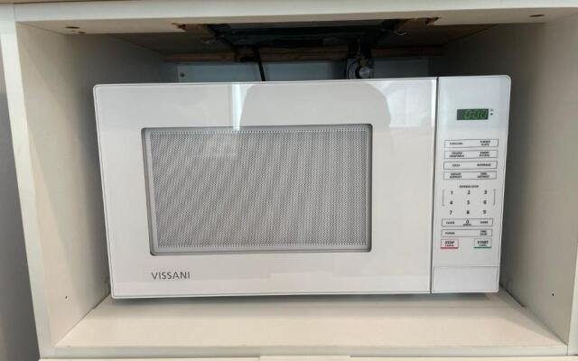 NEW DTLA Apartment w/Private Parking