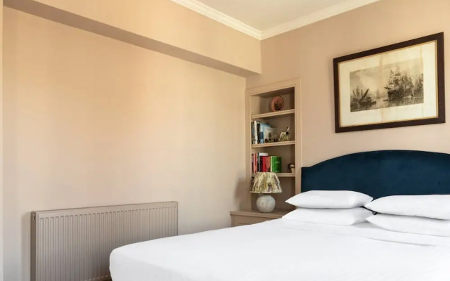 Vernon Street by Onefinestay
