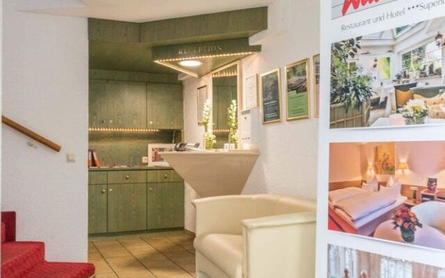Mayers Waldhorn Hotel