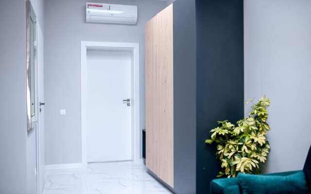 Spacious Apartment Center