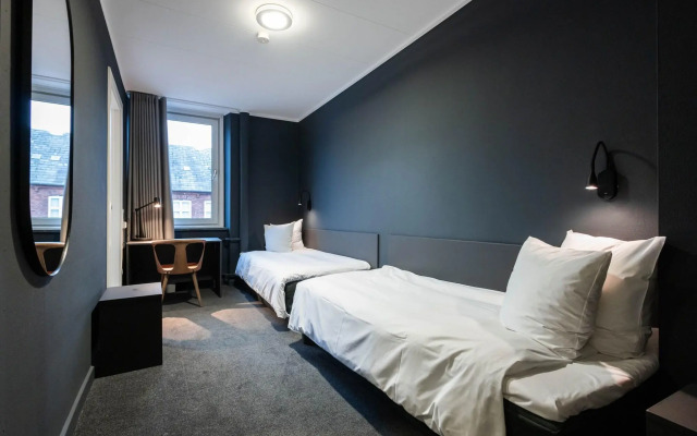 Hotel Maritime