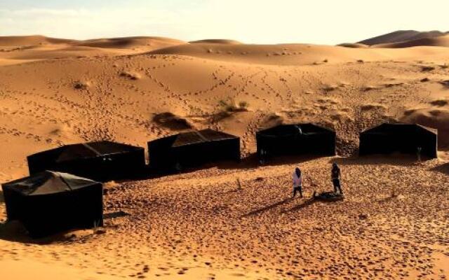 Nomadic Desert Camp Tours