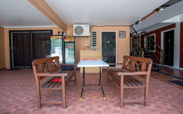 OYO 90178 Classic Homestay