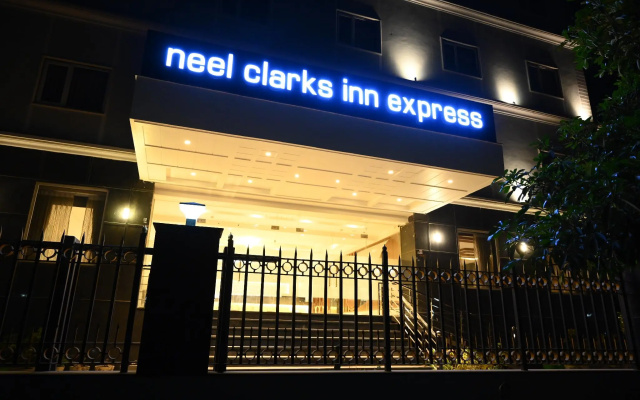 Neel Clarks Inn Express Agra