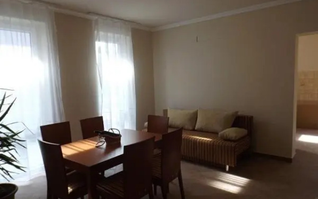 Kádár Apartman