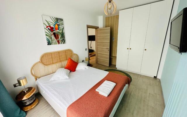 Sim Seaside C1