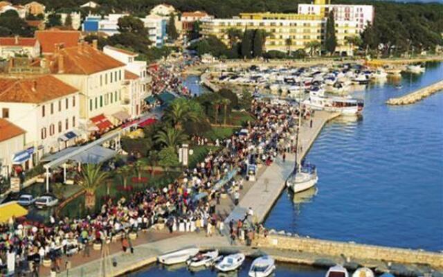 Apartments Diana & Josip