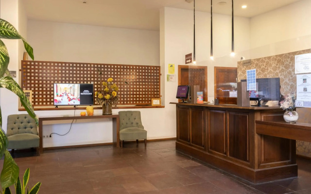 Hotel San Antonio El Real