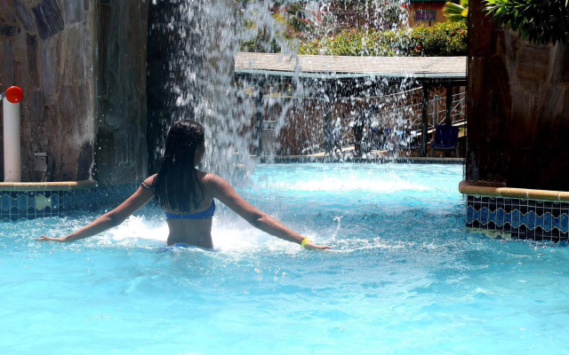 Oceans Salybia Nature Resort & Spa