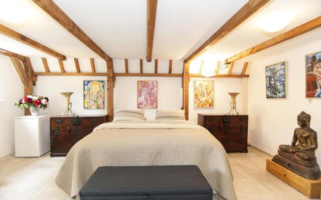 Bed & Breakfast of Art