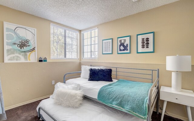 Charming Studio Heart of RiNo District
