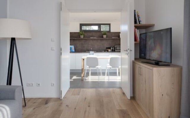M120 Hotel