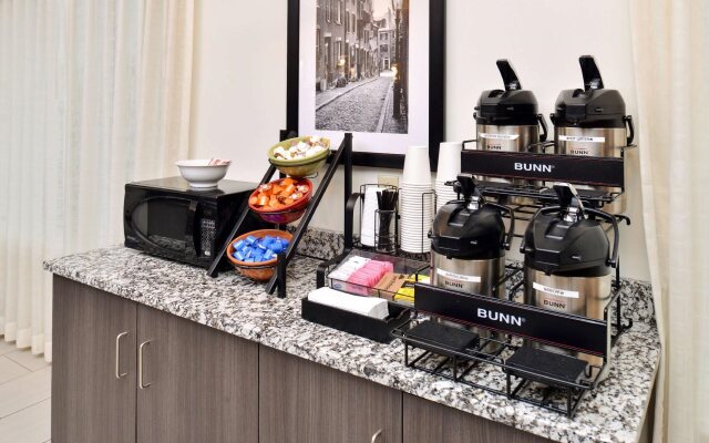 Holiday Inn Express & Suites Effingham by IHG