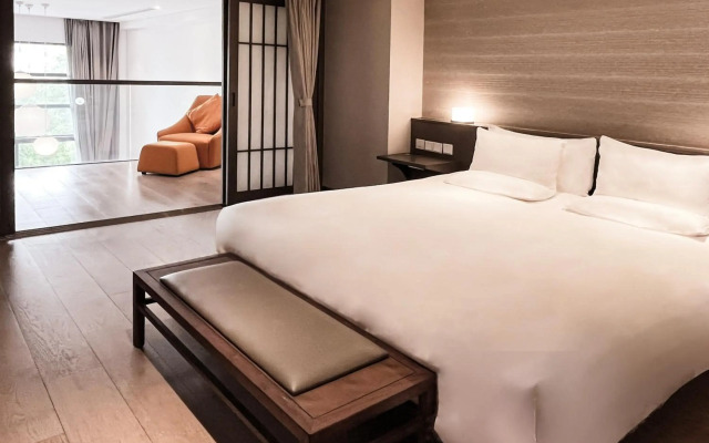 Novotel Suites Shanghai Hongqiao Hotel
