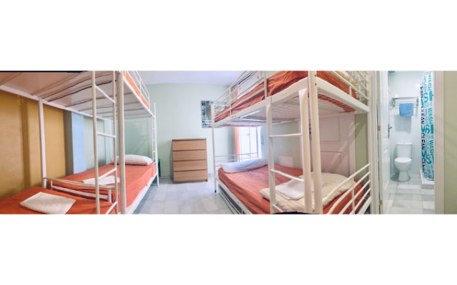 El Baobab Hostel