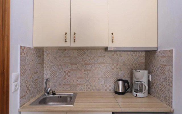 Giasemi Apartments