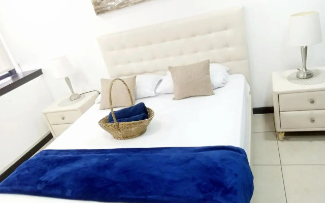 ECUSUITES Habitación Independiente Vista al Río Piso 10