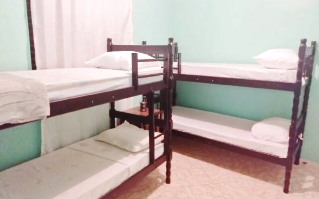 Hostel Guaratuba Connection PR