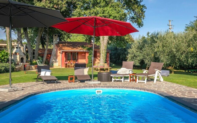 Amazing Home in Medulin With Wifi and 1 Bedrooms