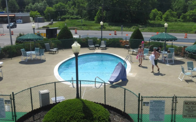 Roosevelt Inn and Suites Saratoga Springs