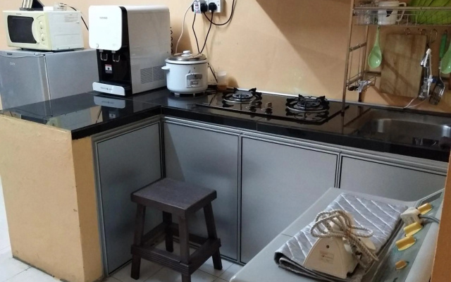 De La Homestay – Kitchen – Alor Setar