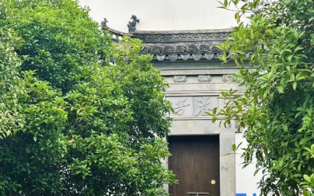 Zhenjiang Yiyuan Hotel – Exterior – Zhenjiang