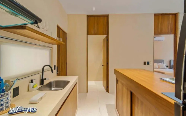 Spacious 3 Br. W/private Pool Exclusive Gym