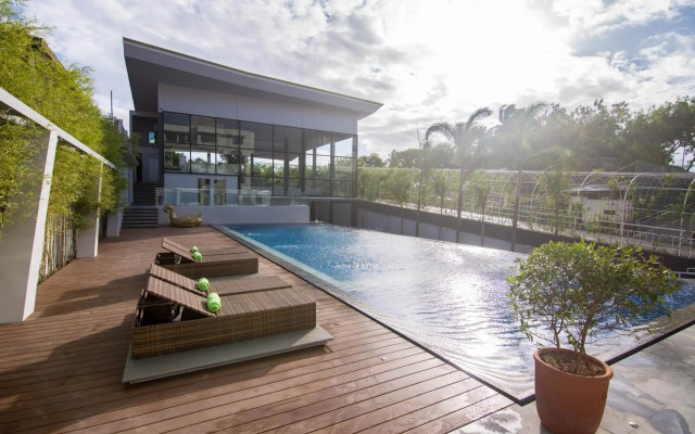 Pinnacle Boracay